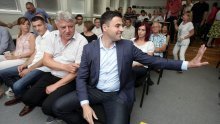 Sedam sati SDP-ovci vijećali iza zatvorenih vrata: Bilo je suza i raspuštanja