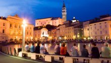 Izlazak iz EU-a želi pola mladih Slovenaca