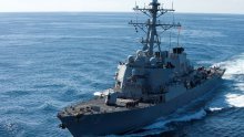 U srazu američkog razarača i tankera stradalo 10 mornara