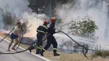 Vatrogascima u gašenju požara u Ličko-senjskoj županiji pomogla i kiša