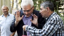 Josipović o tužbi Vigilarea: Srećom više nema inkvizicije jer bi me Batarelo spalio