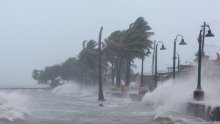 Irma do sada usmrtila 25 ljudi na Karibima