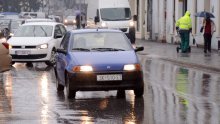 'Kiša i mokri kolnici usporavaju promet, prilagodite brzinu uvjetima na cesti'