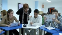 Obrazovanje nam je loše: Trebaju nam obavezna informatika i izborni vjeronauk, ali i bonton