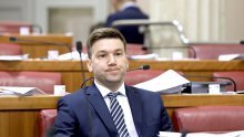 Mladi zastupnik Mikulić favorit, u igri i tvorac brenda 'Lega-lega'