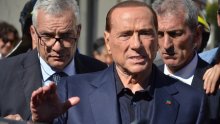 Berlusconi pozvao poraženu ljevicu da pomogne u sastavljanju vlade