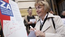 Vesna Pusić: Prava ribarenja u Piranskom zaljevu mogu riješiti Cerar i Plenković