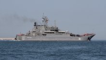 Rusija šalje ratne brodove, Britanija poslala Tajfune