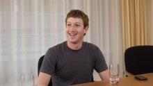 Zuckerberg na plaći od jednog dolara zaradio 3,3 milijarde