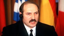 Dobio zatvor jer je organizirao protest igračaka