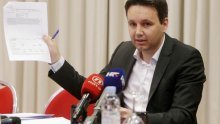 'Teta je postrojila Upravu Kraša i pitala: Što to radite mom Tomici?'