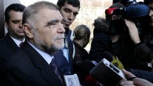 Mesić says no one will try to break up Bosnia and Herzegovina