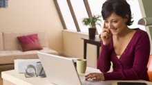 When not working, employees mainly surf the Internet