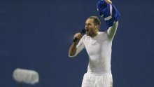 Joe Šimunić kao nasljednik kartonskog Davora Šukera