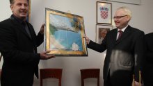 Na božićnom domjenku HDZ-ovog načelnika plesalo se na Cecin hit