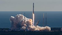 SpaceX raketa Elona Muska uspješno je sletjela, no što je s njezinim teretom?
