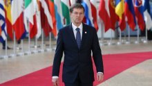 Cerar: Vlada dobila političku potporu za postupke protiv Hrvatske zbog arbitraže