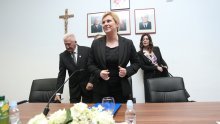 Predsjednica zasjela s generalima i poručila: Iseljavanje je najveća prijetnja!