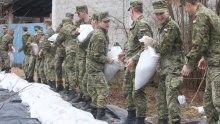 Hrvatska vojska i peti dan pomaže u obrani od poplava