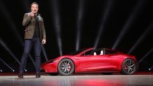 Prazne li se baterije Elona Muska i je li Tesla udario u zid?