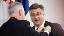 Doznajte čime je Krstulović Opara ukrasio Plenkovićev rever