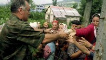 Dan kad je Ratko Mladić došao sijati smrt u Srebrenici