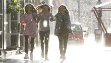 Nedjelja toplija, ali poslijepodne ponegdje i dalje mogući pljuskovi