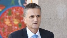 Goran Marić: Ni Vlada niti ministar ne mogu ništa učiniti po pitanju zatvaranja rafinerije Sisak