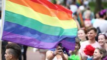 Krakovski nadbiskup LGBT zajednicu nazvao 'duginom kugom'
