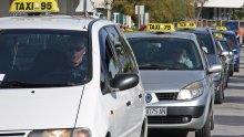 Kaos je počeo: Taksisti ‘začepili’ Dubrovnik i Split