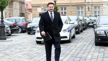Kuščević prije sastanka koalicije: Pa što se sekiramo, bit će premijer gospodin Pernar