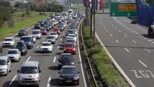 Vozači oprez, srna na autocesti Bregana-Lipovac