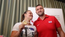 Dnevnik 3 kao Red Carpet: Blamaža sa Sandrom Perković