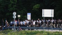 Većina od 23 tisuće migranata iz BiH krenulo prema zapadnoj Europi, jedini put koji ih tamo vodi je onaj preko Hrvatske