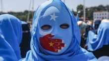 Kinezi preodgajaju muslimane, Britanci plaču za Rumunjima, a svijet strepi nakon tragedije u Genovi