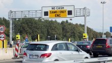 Vjetar na autocesti, zastoji mogući na odmorištima i pred naplatnim postajama