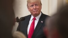 Trump tvrdi da Woodward izmišlja: Nikad nisam razgovarao o ubojstvu Asada s čelnikom Pentagona