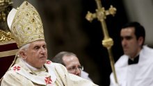 'Papa se samo formalno predomislio, ali oko gayeva neće nikad'