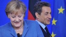 Merkel nezadovoljna Sarkozyjevom promjenom