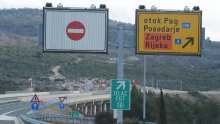 Olujni vjetar zatvorio autocestu A1, problemi i na autocesti prema Rijeci