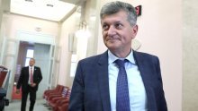 Kujundžić očekivano preživio, 77 zastupnika protiv njegova opoziva