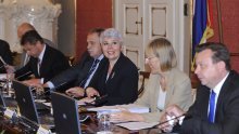 Kosor calls on unions to resume dialogue