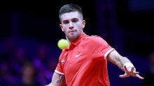 Siloviti Ćorić pregazio nemoćnog Chardyja i doveo Hrvatsku u vodstvo u finalu Davis Cupa