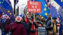 Raspleti Brexita: Podrška, pobuna ili pad?