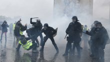 Francuska središnja banka snizila procjene rasta BDP-a zbog prosvjeda