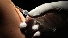 Sve manje djece cijepljeno protiv ospica, rubeole i zaušnjaka, povećan rizik od epidemije