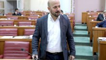 Maras: HDZ-ovci uključeni u političku trgovinu kako bi Bandiću osigurali većinu za proračun