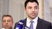 Bernardić cinično: Očekujem da zbog afera poraste rejting HDZ-a