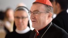 Kardinal Bozanić u božićnoj poruci kritično o reformi školstva: 'Čovjek ne živi da bi se osposobio za tržište rada'