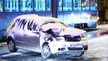 Krš i lom na Maksimirskoj; sudar tramvaja i automobila
